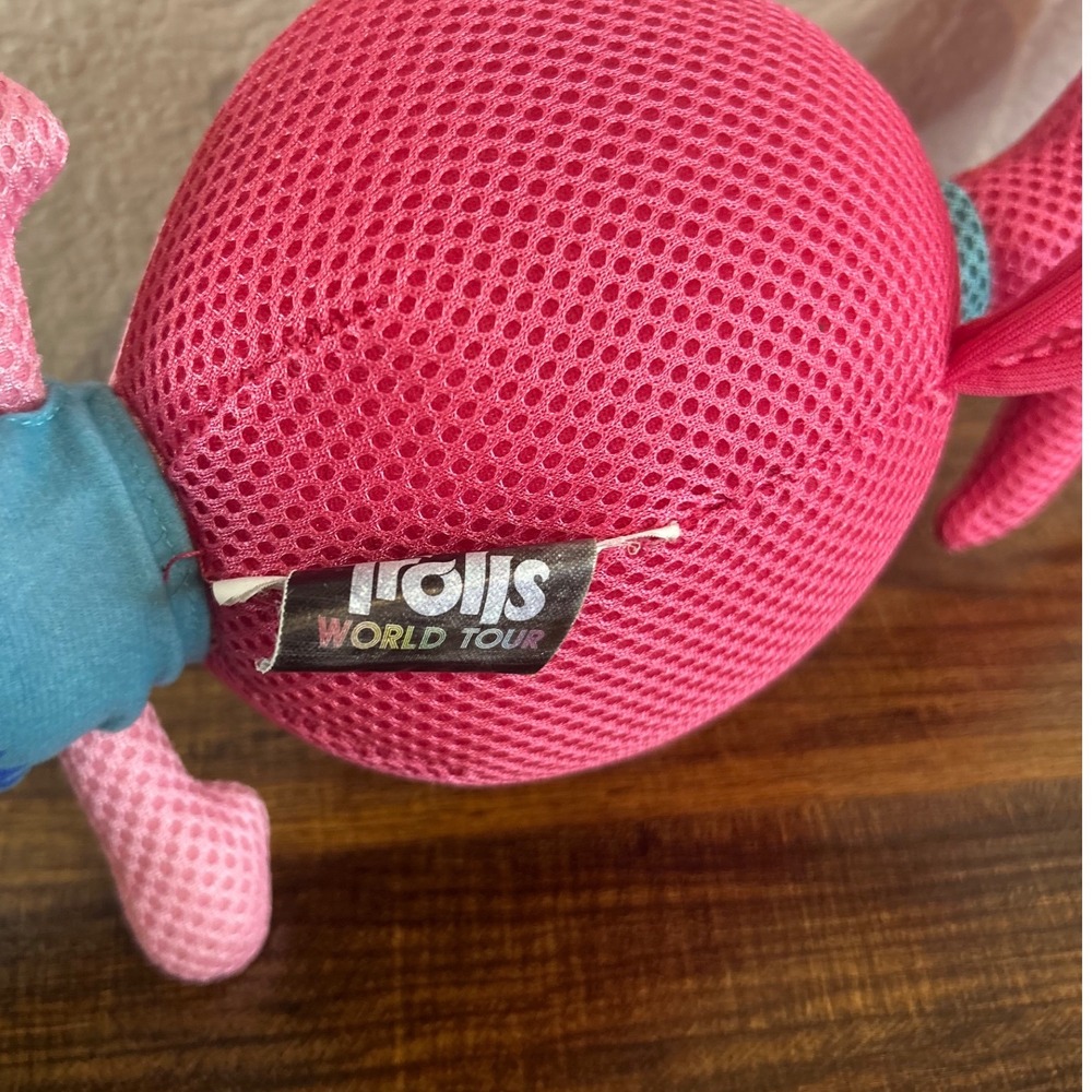 DreamWorks Trolls World Tour Poppy Plush Toy 2020 - Picture 4 of 6